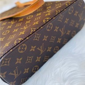 LOUIS VUITTON Monogram Vavin GM